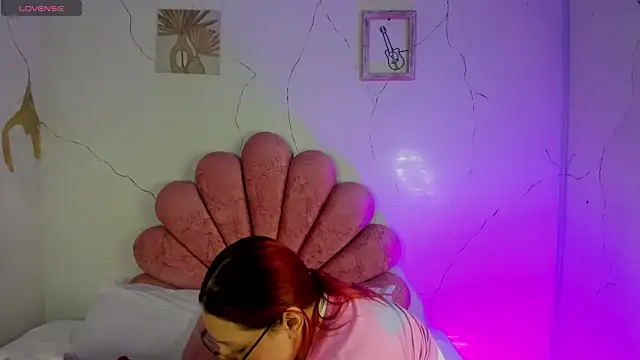 NiickyJones online show from February 2026 10:49:01 PM