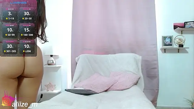 aliicee m online show from February 2026 01:41:02 PM