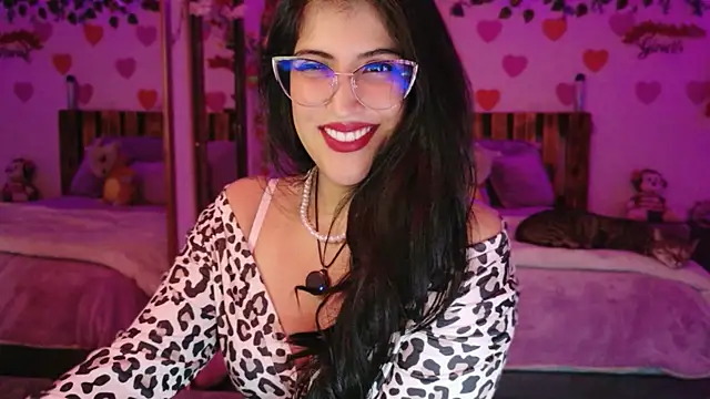 azahar  ziiz online show from April 2026 01:11:02 AM