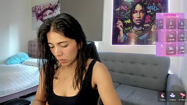 andykiuty online show from November 2025 12:38:01 PM