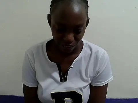 Snapshot of lizbela1 chatting on April 2026 03:37:02 AM lizbela1 online show from April 2026 03:37:02 AM