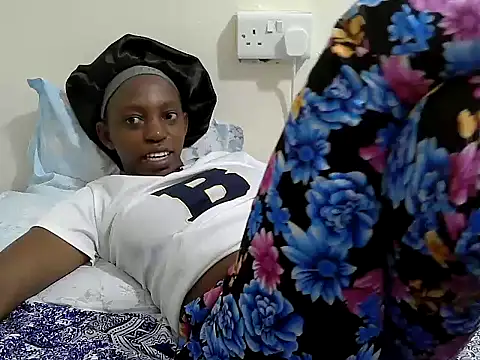 Snapshot of lizbela1 chatting on April 2026 03:42:02 PM lizbela1 online show from April 2026 03:42:02 PM