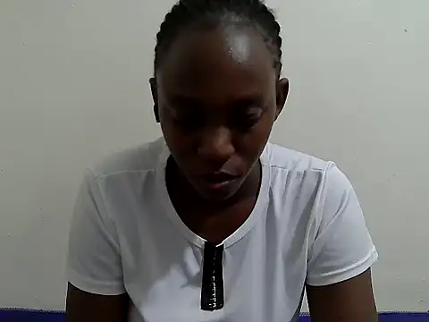 Snapshot of lizbela1 chatting on April 2026 08:25:02 PM lizbela1 online show from April 2026 08:25:02 PM