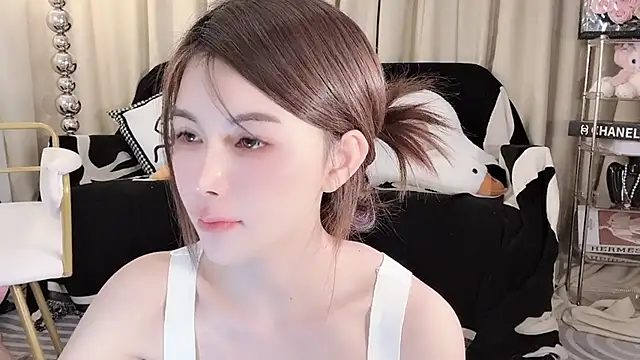 lvy-w online show from March 2025 11:36:02 AM