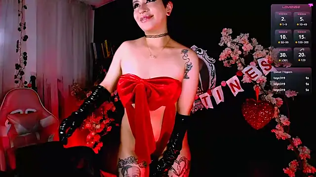 kitty roxy online show from February 2026 07:26:01 AM