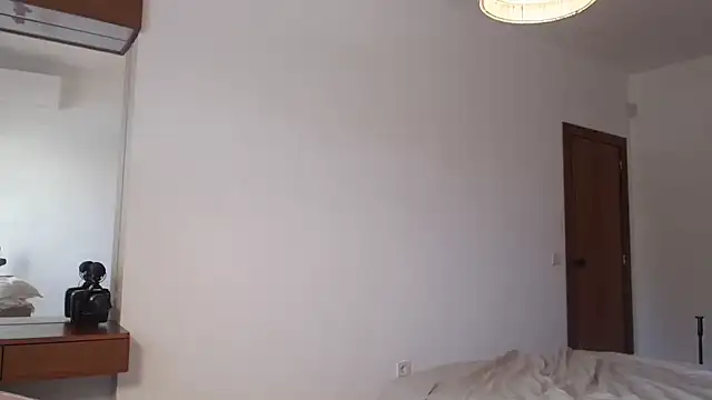 Snapshot of SexyandMarried1 chatting on October 2025 12:27:02 PM SexyandMarried1 online show from October 2025 12:27:02 PM