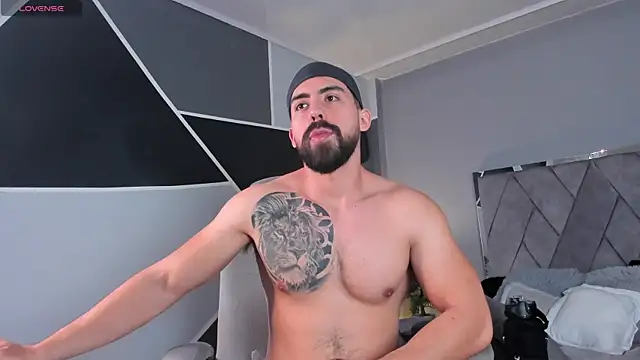 Markbrown online show from December 2024 09:00:02 PM