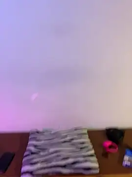 Felicia smok3 online show from November 2025 02:00:02 AM