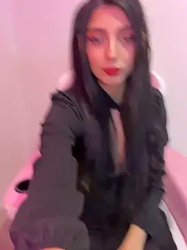 Snapshot of Felicia_smok3 chatting on May 2026 03:48:01 AM Felicia smok3 online show from May 2026 03:48:01 AM