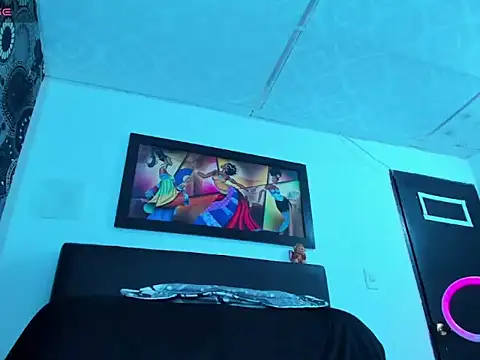 Jeymi-BigCock online show from December 2025 06:01:02 PM