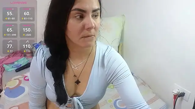 lovely trix online show from November 2025 03:01:02 PM