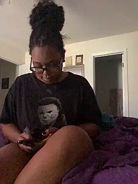 SweetHoneyBunz online show from January 2026 04:45:01 PM