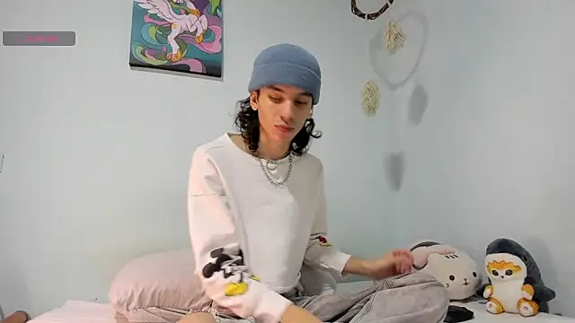 Snapshot of imcoltonalvin chatting on January 2025 03:15:01 AM imcoltonalvin online show from January 2025 03:15:01 AM