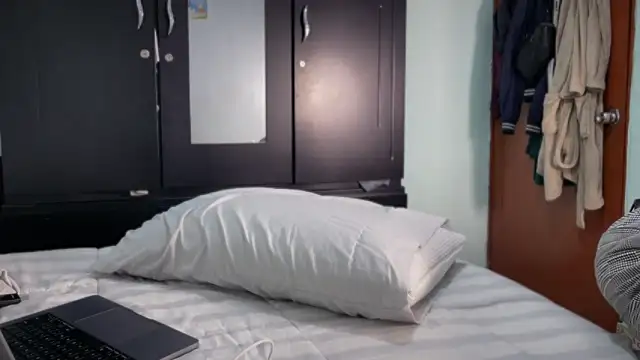 Snapshot of imcoltonalvin chatting on October 2025 11:12:02 PM imcoltonalvin online show from October 2025 11:12:02 PM