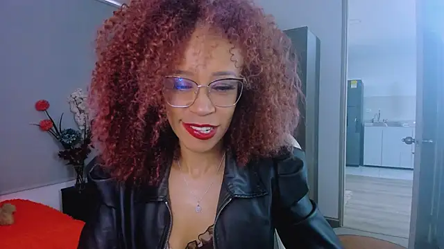 Snapshot of ScarlettMalbec chatting on April 2026 09:31:02 PM ScarlettMalbec online show from April 2026 09:31:02 PM