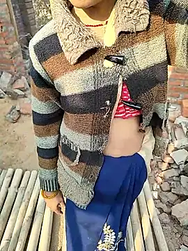 COUPLLE VILLAGE online show from February 2026 03:12:01 AM