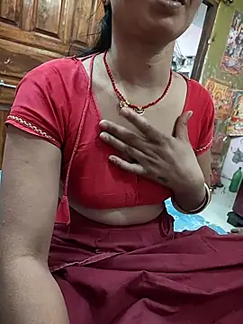 COUPLLE VILLAGE online show from April 2026 03:44:02 AM