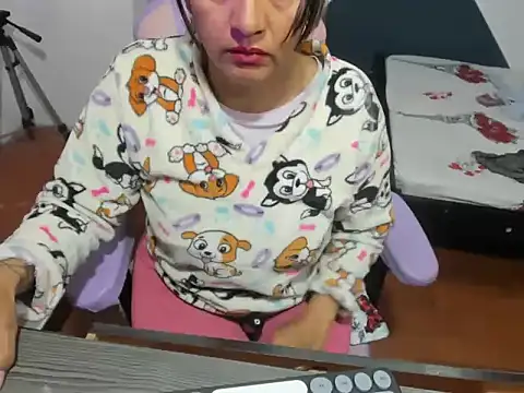 daleska ayala 1 online show from October 2025 01:40:01 AM