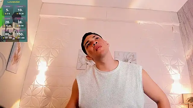 JUANDIAMONDS98 online show from November 2025 01:33:02 PM