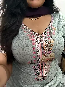 Snapshot of lovely_zara chatting on December 2025 06:38:01 PM lovely zara online show from December 2025 06:38:01 PM