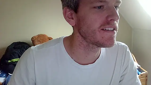 Love Bert online show from October 2025 12:15:02 PM