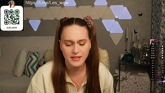 HarleyDeess online show from October 2025 07:52:01 PM