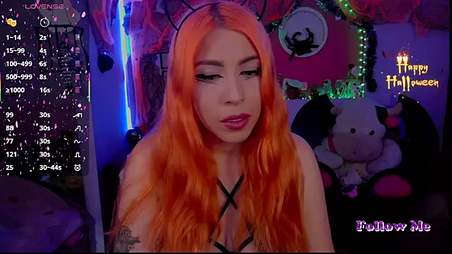 Snapshot of ValentinaMiller_ chatting on October 2025 05:50:02 PM ValentinaMiller online show from October 2025 05:50:02 PM