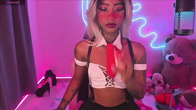 Snapshot of AshantiiSweet chatting on February 2025 12:40:01 PM AshantiiSweet online show from February 2025 12:40:01 PM