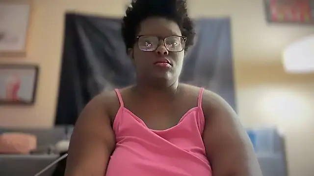 Snapshot of Yagurl__west chatting on March 2025 05:00:02 AM Yagurl west online show from March 2025 05:00:02 AM