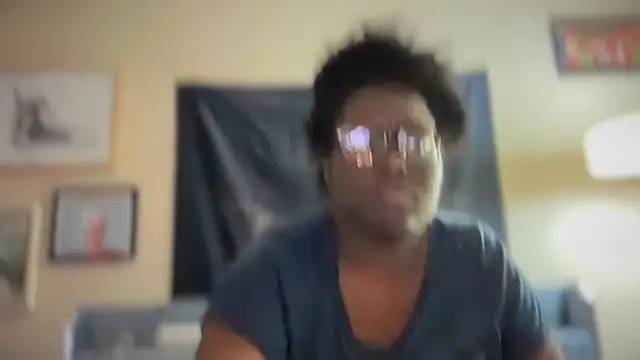 Snapshot of Yagurl__west chatting on March 2025 06:05:02 AM Yagurl west online show from March 2025 06:05:02 AM