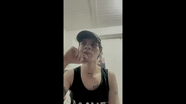 Snapshot of Eithan_G chatting on January 2025 09:01:02 AM Eithan G online show from January 2025 09:01:02 AM