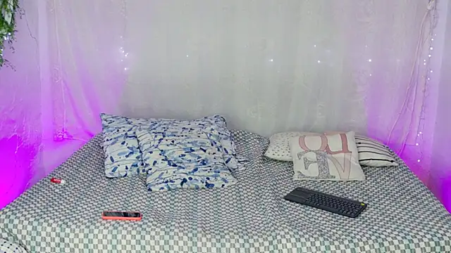 lau sil online show from October 2025 09:35:02 PM