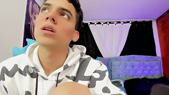 Snapshot of jake_and_joaquin chatting on December 2024 01:03:01 AM jake and joaquin online show from December 2024 01:03:01 AM