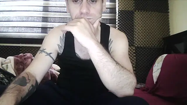 Snapshot of Arabeyes chatting on March 2026 09:37:02 AM Arabeyes online show from March 2026 09:37:02 AM