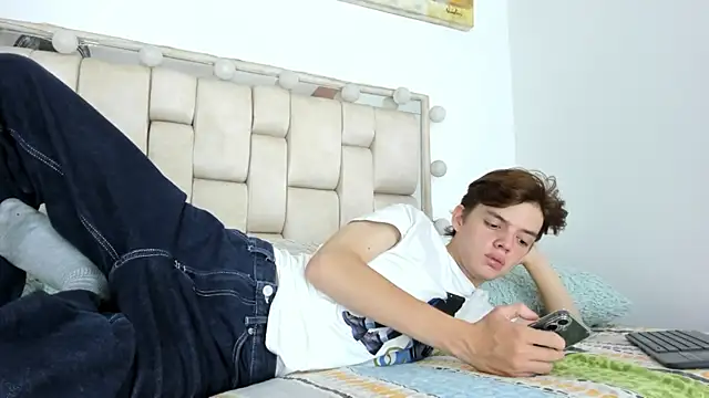 daniel hot03 online show from October 2025 08:27:02 PM