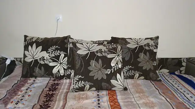 Snapshot of Nika_Shiny chatting on February 2025 05:15:02 AM Nika Shiny online show from February 2025 05:15:02 AM