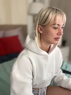 MiaMinx online show from October 2025 11:39:01 PM