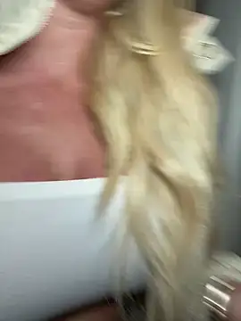 Snapshot of Kate-monroe chatting on February 2025 06:38:01 PM Kate-monroe online show from February 2025 06:38:01 PM