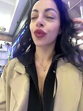 Chloe Ricci online show from March 2026 03:56:01 PM