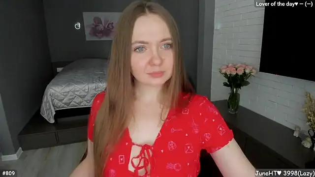 Snapshot of LizaGost chatting on June 2026 11:02:02 AM LizaGost online show from June 2026 11:02:02 AM