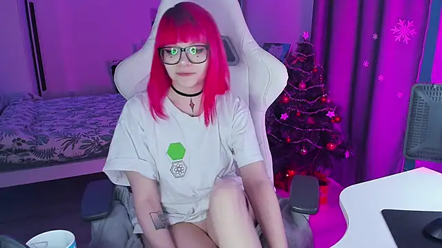 Yumi Youkai online show from December 2024 07:04:01 AM