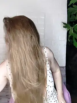 Snapshot of SexyMichellexo chatting on June 2026 09:14:01 PM SexyMichellexo online show from June 2026 09:14:01 PM