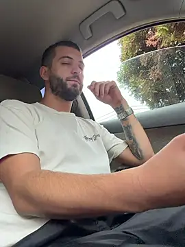 ElChapoGuzman95 online show from November 2025 06:12:02 AM