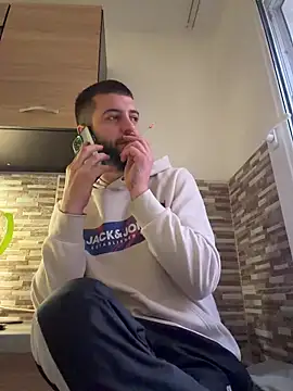 ElChapoGuzman95 online show from November 2025 05:41:01 AM