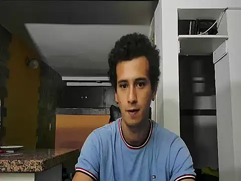 talktome4 online show from January 2026 01:42:02 AM