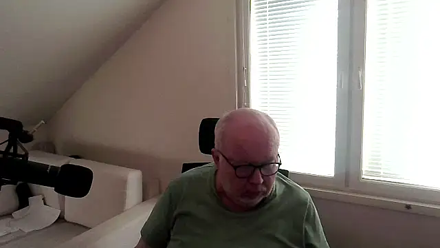 Snapshot of ScrawnyFire chatting on March 2026 12:45:01 PM ScrawnyFire online show from March 2026 12:45:01 PM