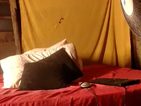 Snapshot of blackcherryx1 chatting on January 2025 09:00:01 AM blackcherryx1 online show from January 2025 09:00:01 AM