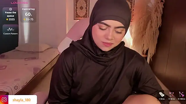 shayla 18 online show from January 2026 07:50:02 PM