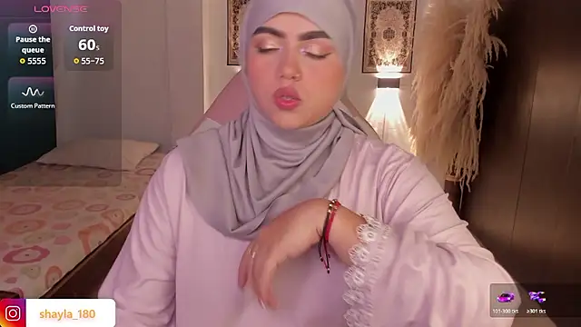 shayla 18 online show from January 2026 09:41:01 PM