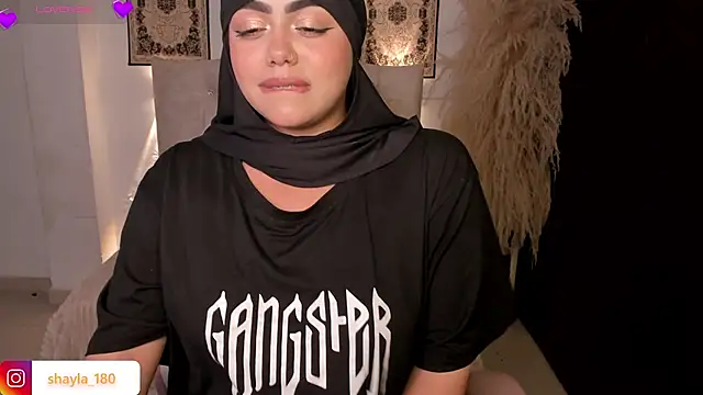 shayla 18 online show from July 2026 09:50:02 PM